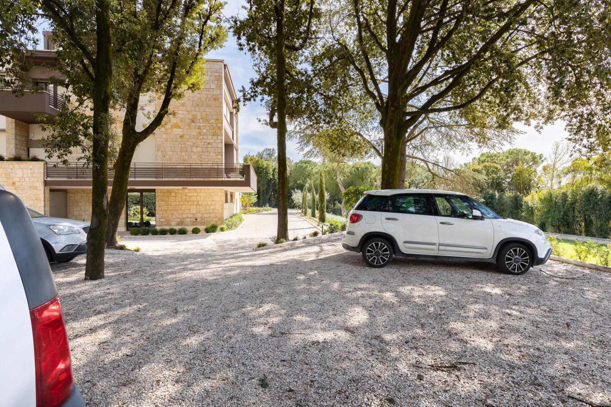 Exclusive Perugia Getaway - Apartments With Shared Pool & Parking Eksteriør billede